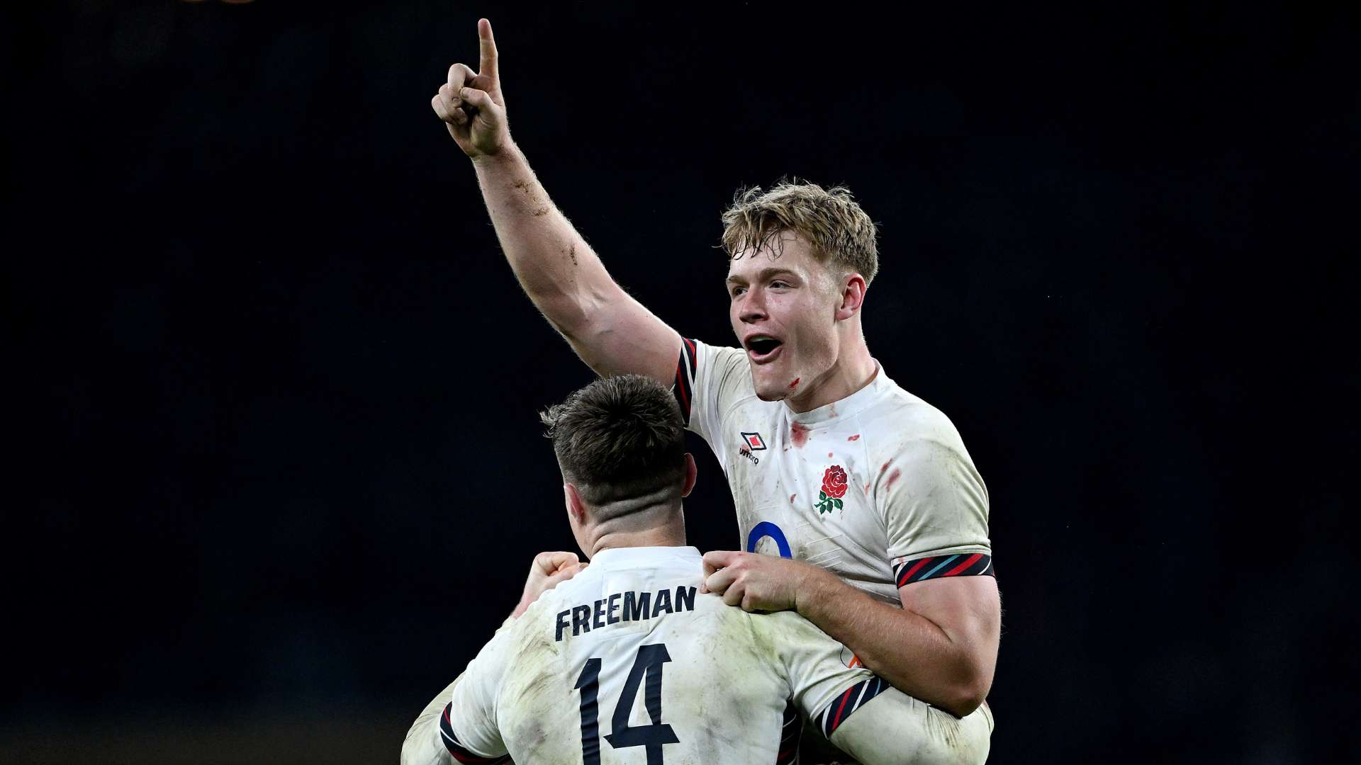 现出了超群 现出了超群